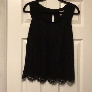 Banana Republic Sleeveless lace tank